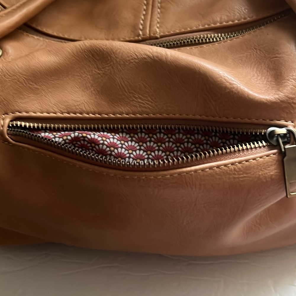 Antik Kraft Vegan Leather Satchel, camel w/retro print fabric lining. - Picture 5 of 9